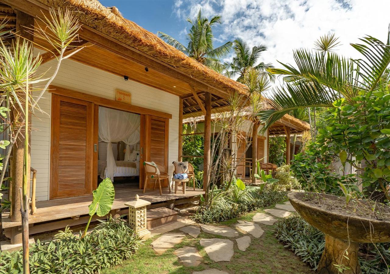 Hotel Tropica Tranquility à Lembongan Extérieur photo