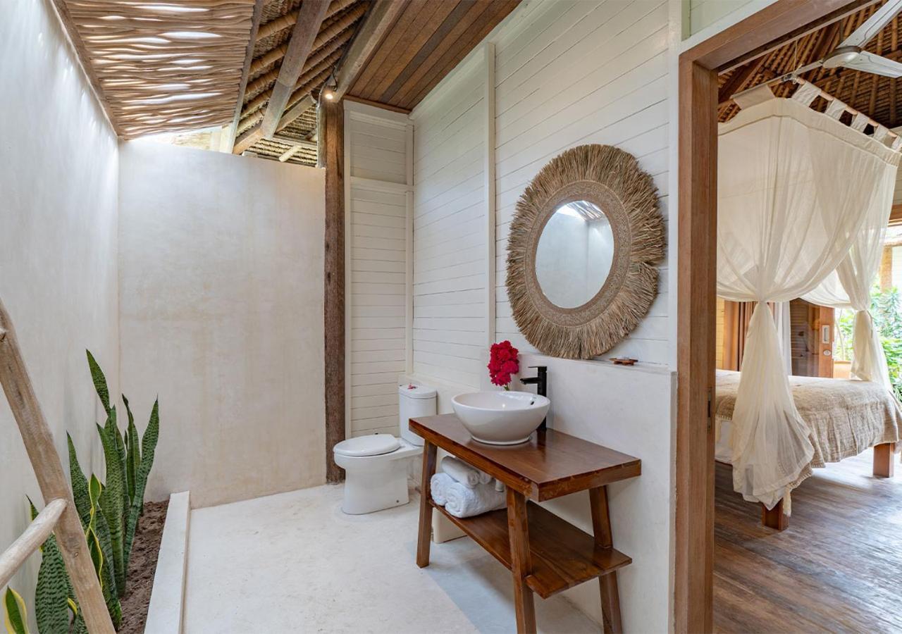 Hotel Tropica Tranquility à Lembongan Extérieur photo