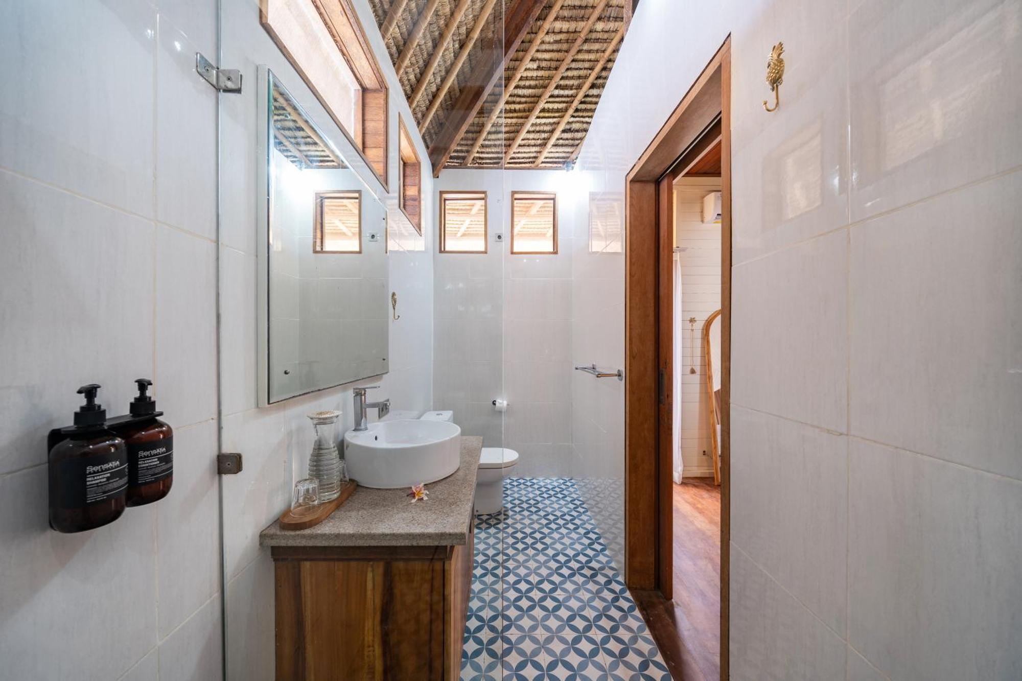 Hotel Tropica Tranquility à Lembongan Extérieur photo